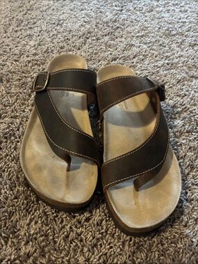 White Mountain Leather Sandals - the Carly